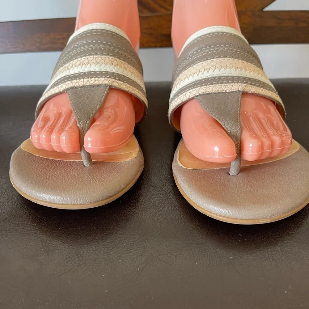 Nurture women's size 8 leather sandals neutral summer office casual slide on